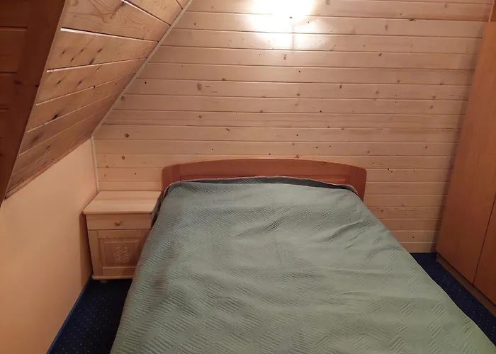 Pokoje Goscinne Brzozowa 14